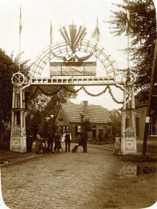 F5808 Erepoort op De Nieuwstad, 1913